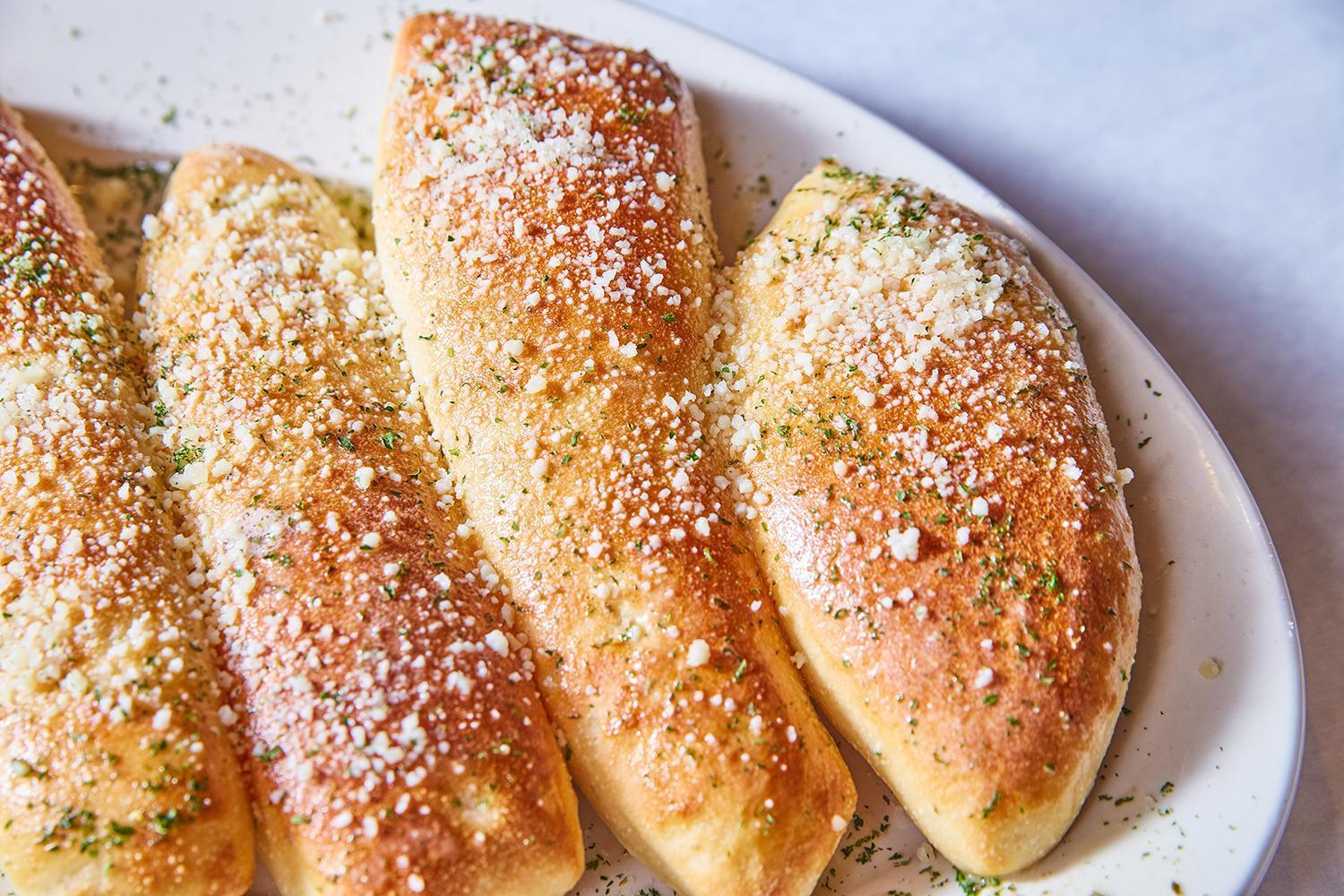 Zianos Italian Eatery